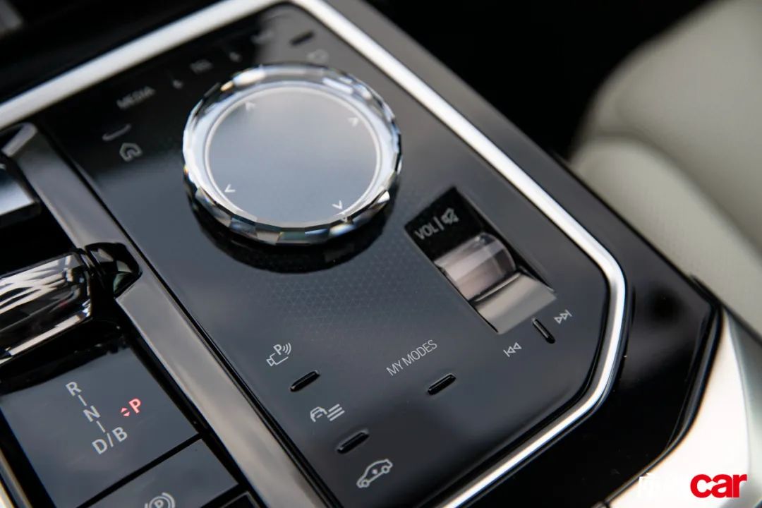 宝马汽车安全性怎么样_宝马强调的是安全还是质量_宝马打造安全汽车的方方面面