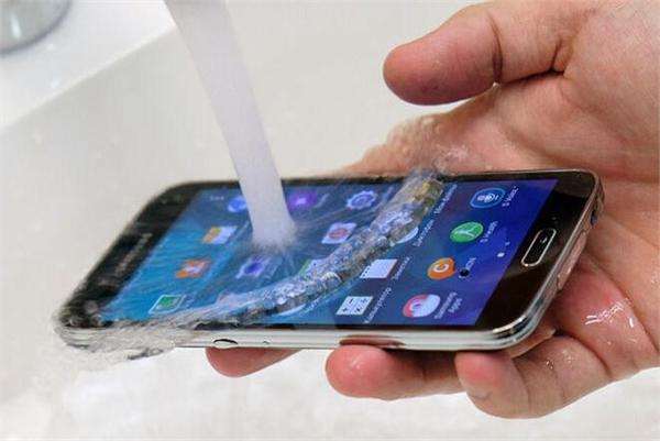 防水值ip_手机ip防水等级是怎么划分的_IP68级防水标准如何影响手机设计?