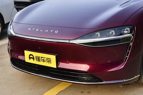 5星服务体系认证证书_五星服务认证证书_BMW 5系的五星级安全认证对消费者的影响