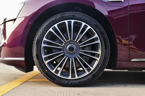 5星服务体系认证证书_五星服务认证证书_BMW 5系的五星级安全认证对消费者的影响