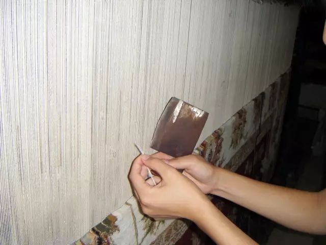 地毯拉力什么意思_地毯拉力_地毯拉力测试