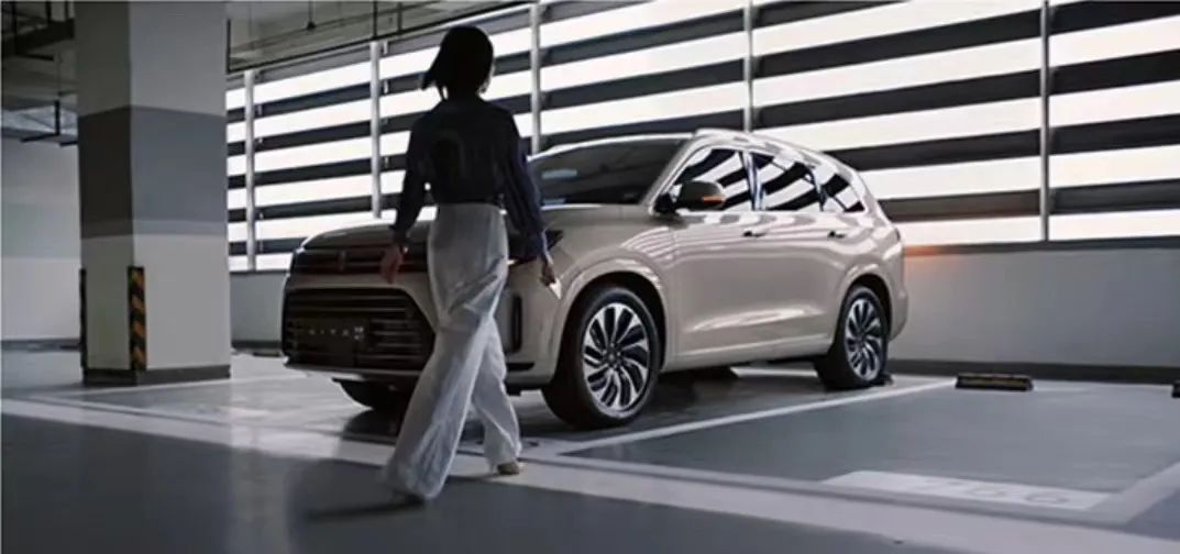 昆仑玻璃的耐久性与华为品质的代表_昆仑玻璃的耐久性与华为品质的代表_昆仑玻璃的耐久性与华为品质的代表