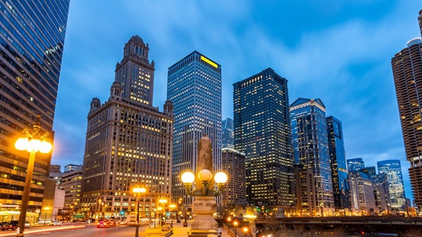 交易者训练软件_交易者软件_NinjaTrader 是另一个适合美国交易者的流行自动交易平台。该平台提供一系列高级交易工具,包括实时报价、图表和高级订单类型,并支持多种交易工具。NinjaTrader 还允许交易者使用内置编程语