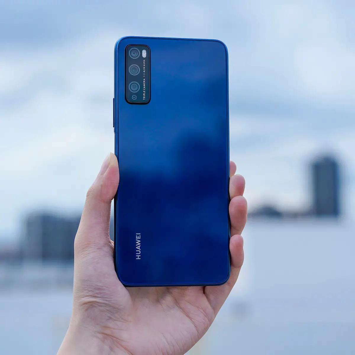 几款高端手机对比_华为mate系列高端吗_Mate系列与其他高端手机的比较分析