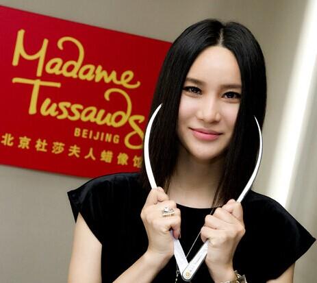 华晨宇的表演风格得到乐坛新一代的认可_华晨宇的舞台表现力_评华晨宇