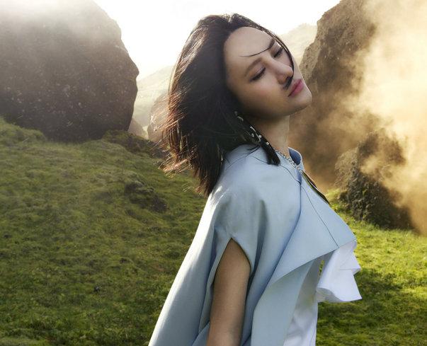 华晨宇的舞台表现力_华晨宇的表演风格得到乐坛新一代的认可_评华晨宇