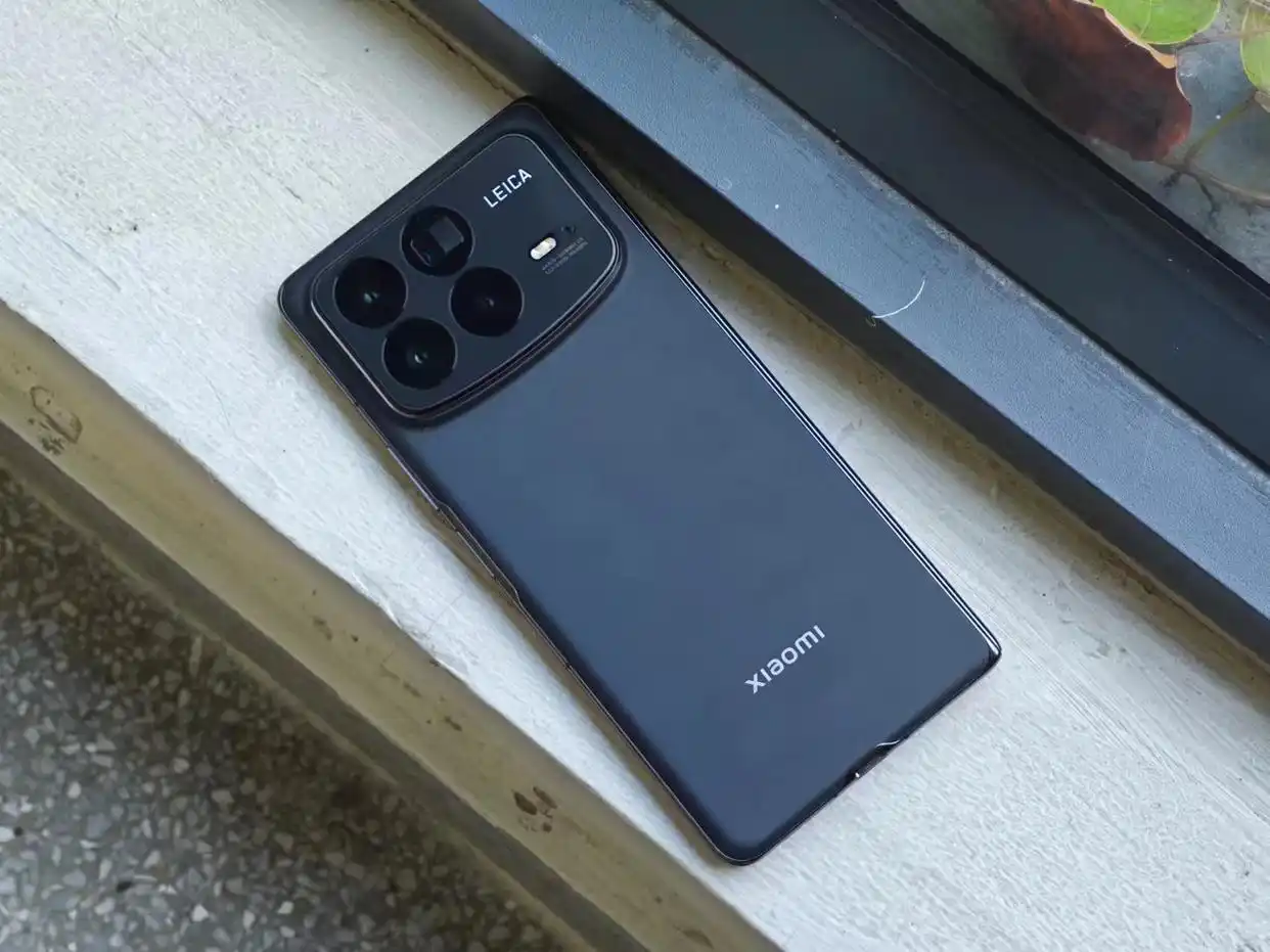 Pocket系列手机的便携性与创新设计_便携设计理念_便携创意