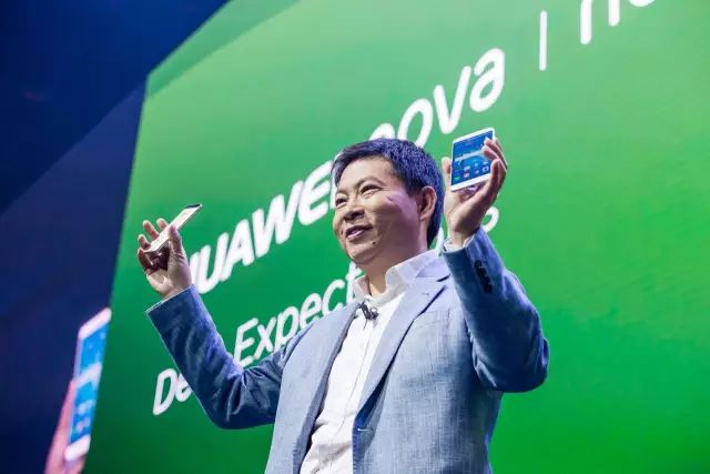 华为nova8的亮点_nova系列手机的最新功能亮点_华为手机nova系列