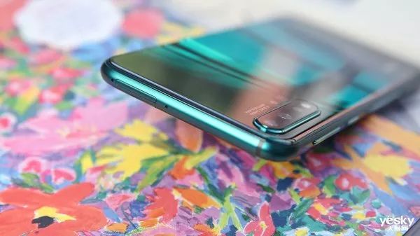 nova系列手机的最新功能亮点_华为nova系列亮点_华为nova是什么系列