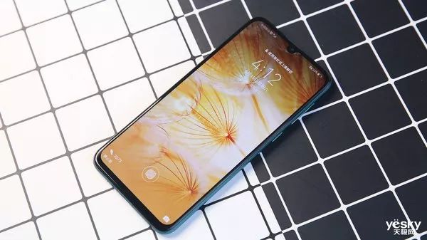 nova系列手机的最新功能亮点_华为nova系列亮点_华为nova是什么系列