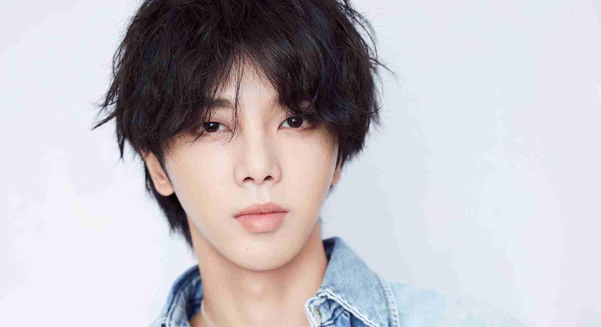 华晨宇的舞台表现力_华晨宇的表演风格得到乐坛新一代的认可_华晨宇的表演