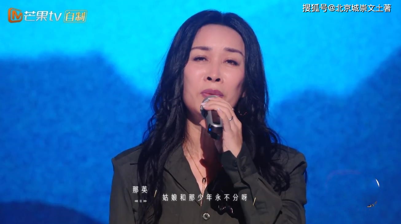 华晨宇担任评委的音乐节目_华晨宇的表演_华晨宇的表演风格得到乐坛新一代的认可