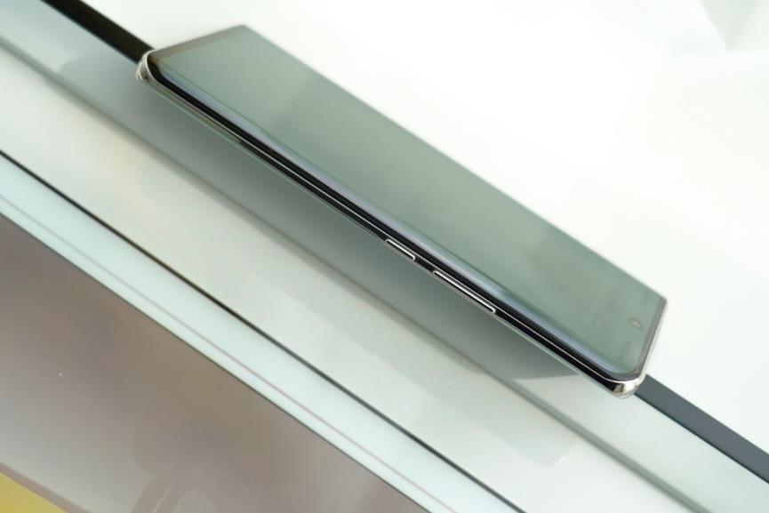 华为荣耀的市场定位_荣耀手机市场定位分析_深度解析荣耀在智能手机市场的定位