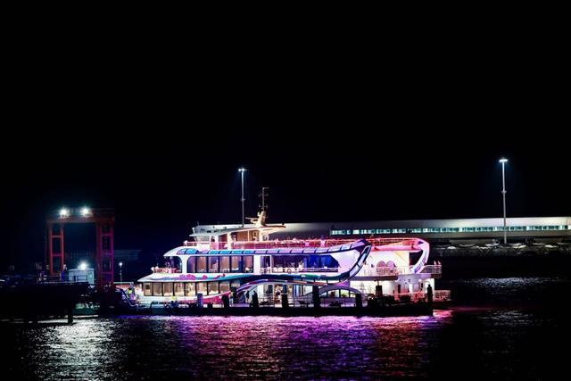 宝山区无人机表演：妇女节的绚丽献礼与文旅融合，宝山区“三八”妇女节无人机表演：致敬女性，文旅新篇