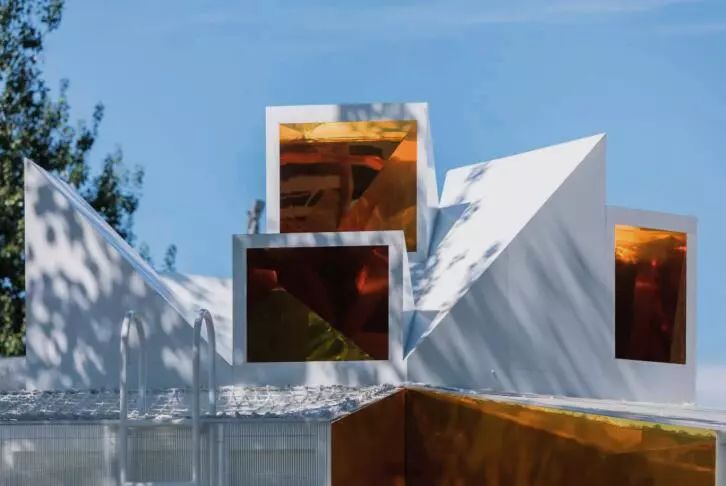 科技化家具_用科技让家居更安全上市公司_高科技家居设备,塑造未来的生活方式