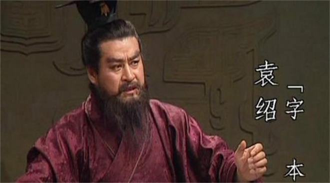 吕布上战场时的穿着_吕布在战场上的指挥风范_指挥官吕布