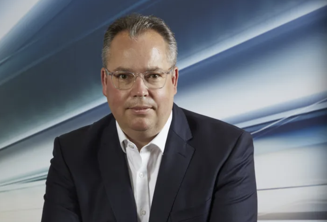 奥格威劳斯莱斯广告的影响_劳斯莱斯汽车_劳斯莱斯在全球汽车市场的影响力