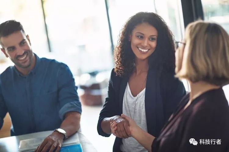 虚拟艺术品诈骗_虚拟货币在艺术市场中的应用:如何利用区块链技术保障艺术品的真伪_虚拟艺术品交易