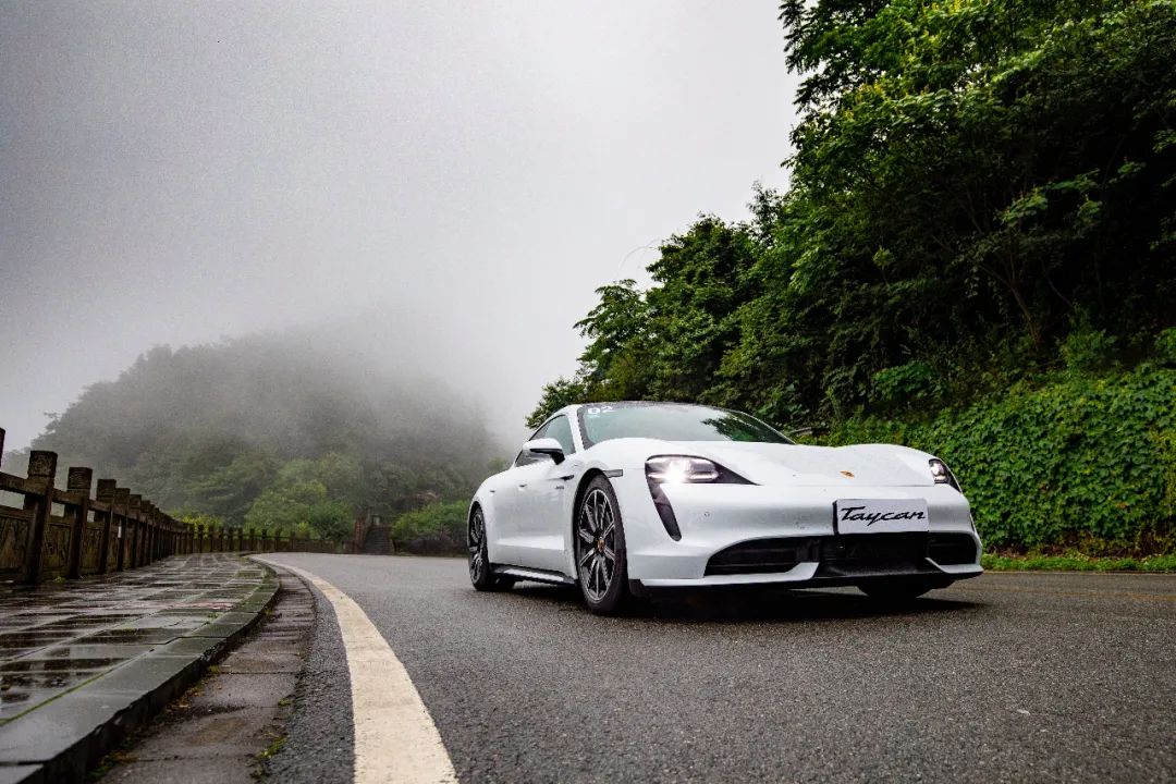 保时捷餐厅_保时捷商务会所_保时捷与高端酒店的合作体验