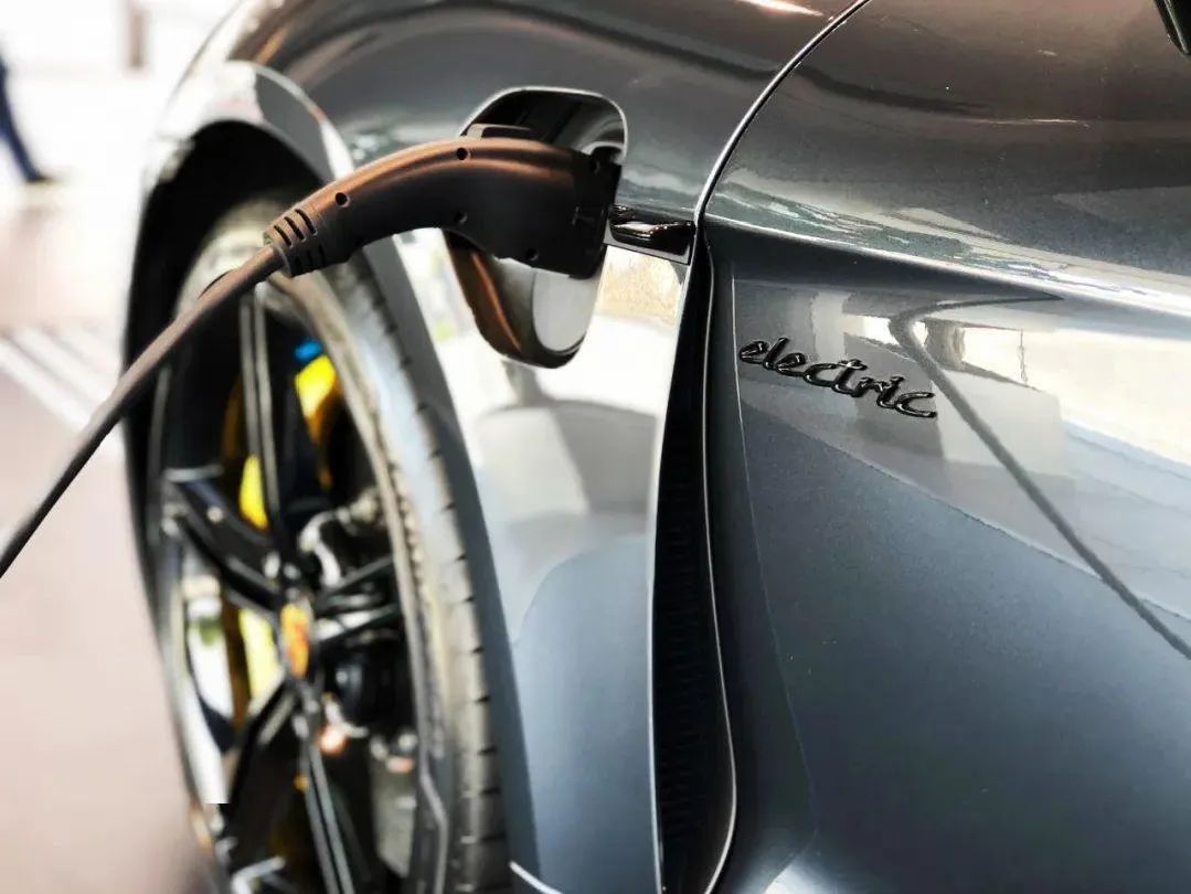 保时捷酒店公寓怎么样_保时捷设计酒店_保时捷与高端酒店的合作体验