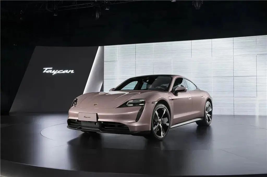 保时捷与高端酒店的合作体验_保时捷设计酒店_保时捷酒店公寓怎么样