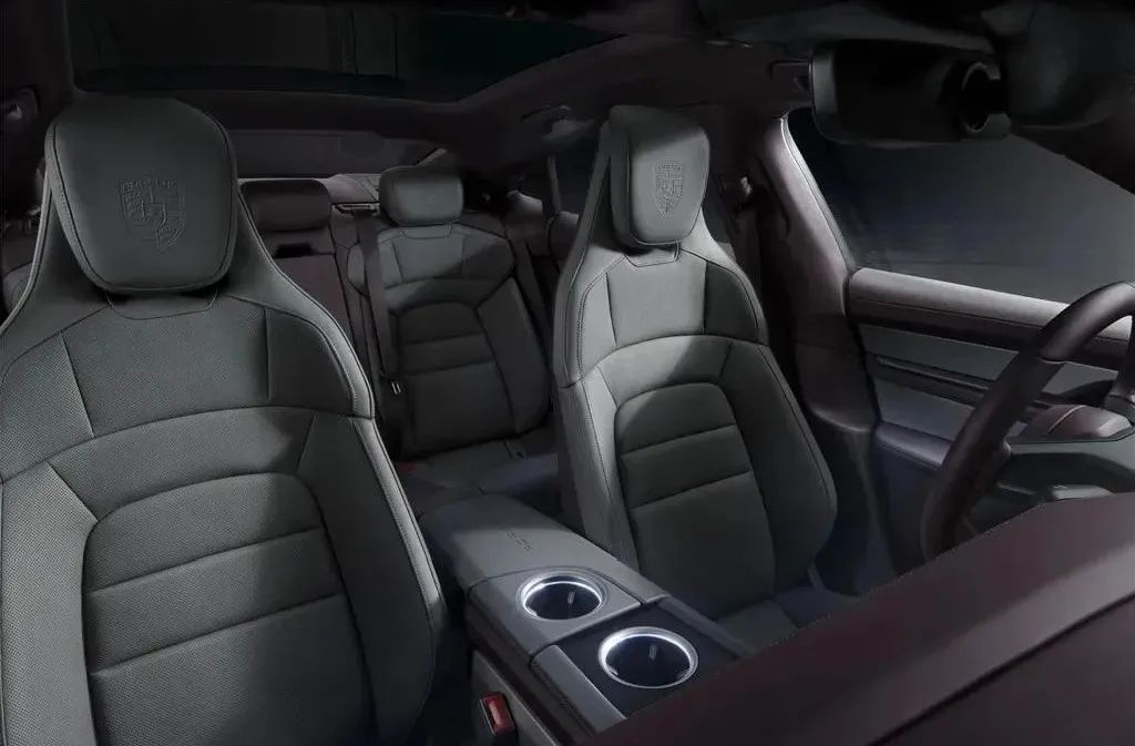 保时捷与高端酒店的合作体验_保时捷酒店公寓怎么样_保时捷设计酒店