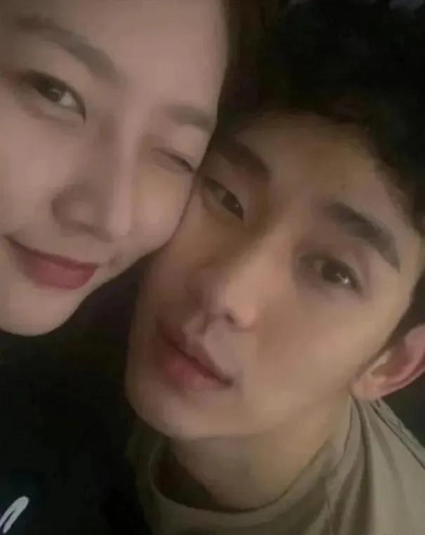 金秀贤如何面对公众压力_金秀贤如何面对公众压力_金秀贤如何面对公众压力