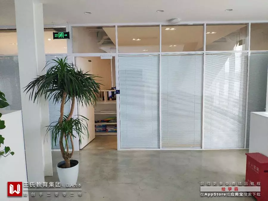 成龙与电影制作团队的合作_成龙电影团队制作合作的电影_成龙电影制片人