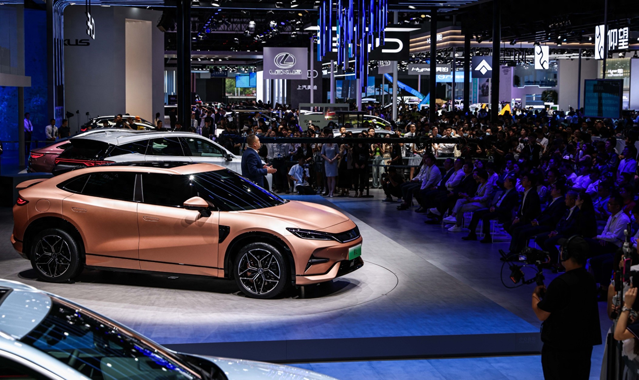 新能源汽车可行性分析_分析目前汽车能源的现状_新能源汽车的发展与市场的不确定性分析