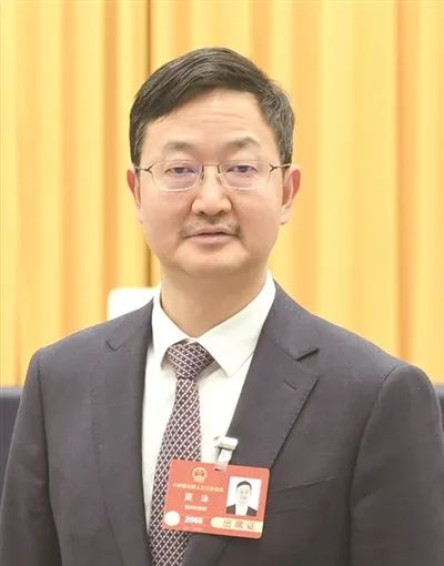 张敏的职业转型与新挑战_张敏的职业转型与新挑战_张敏的职业转型与新挑战