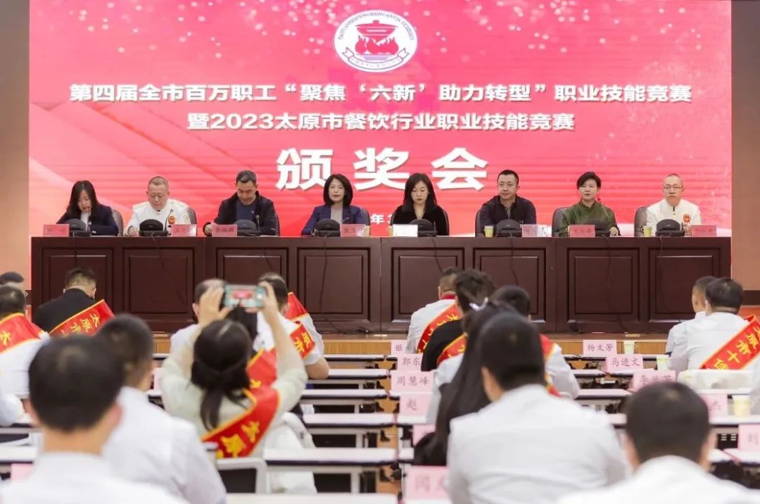 张敏的职业转型与新挑战_张敏的职业转型与新挑战_张敏的职业转型与新挑战