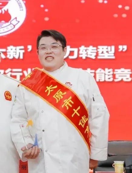 张敏的职业转型与新挑战_张敏的职业转型与新挑战_张敏的职业转型与新挑战