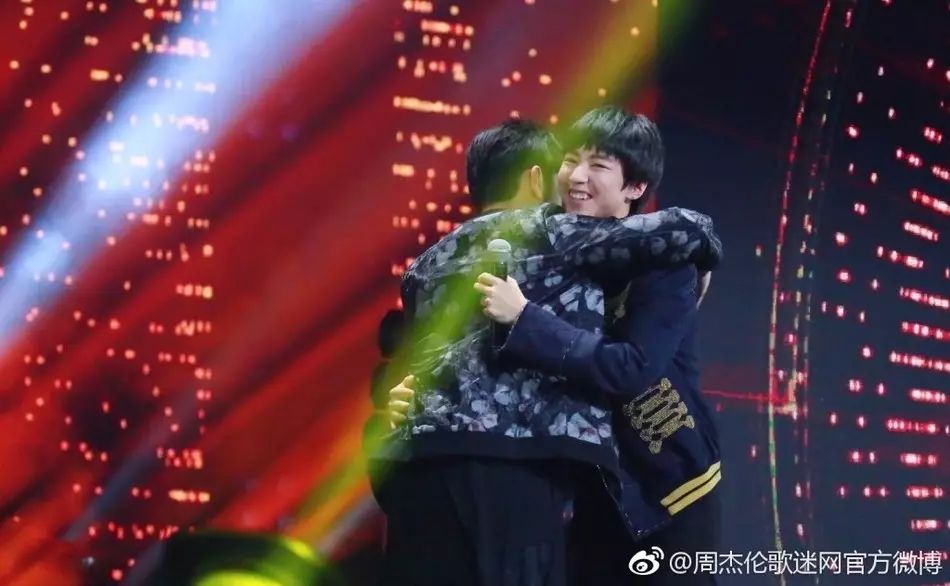 薛之谦音乐节唱的什么歌_薛之谦受邀参加国际音乐盛典,展现华语音乐的魅力_2021音乐节薛之谦