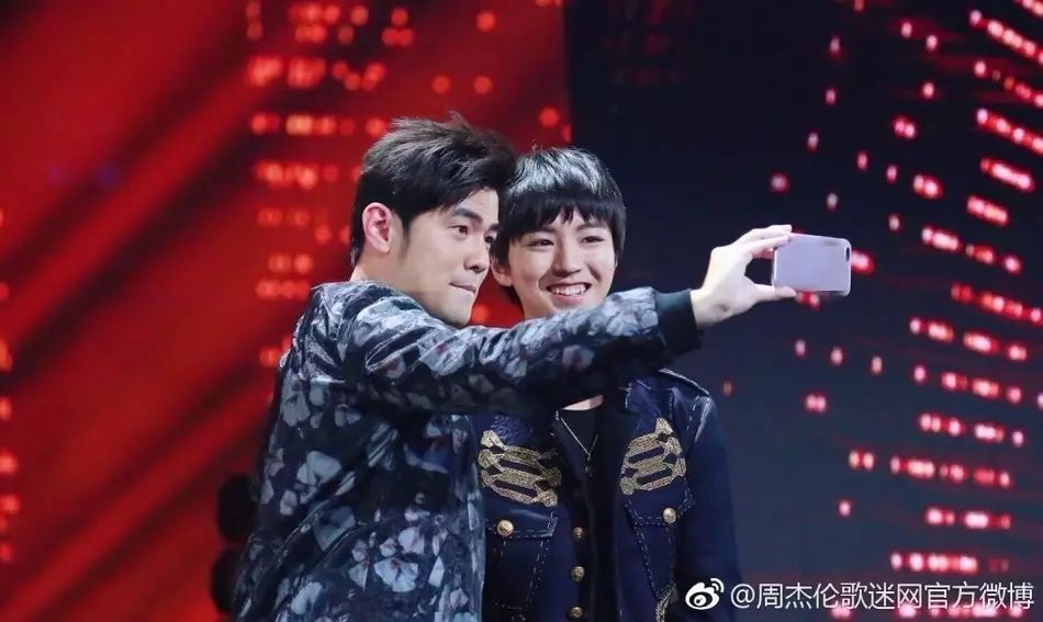 薛之谦受邀参加国际音乐盛典,展现华语音乐的魅力_薛之谦音乐节唱的什么歌_2021音乐节薛之谦