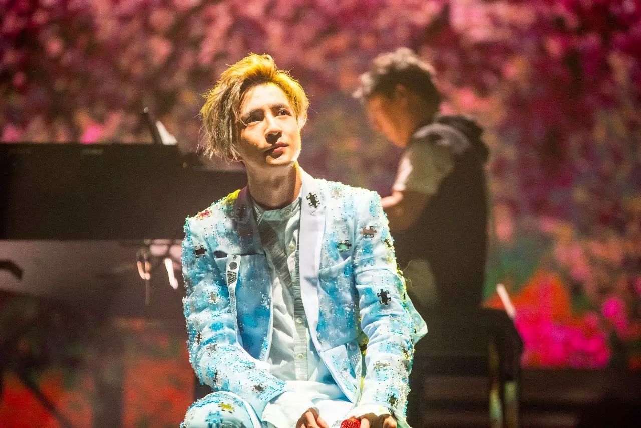 2021音乐节薛之谦_薛之谦受邀参加国际音乐盛典,展现华语音乐的魅力_薛之谦音乐节唱的什么歌