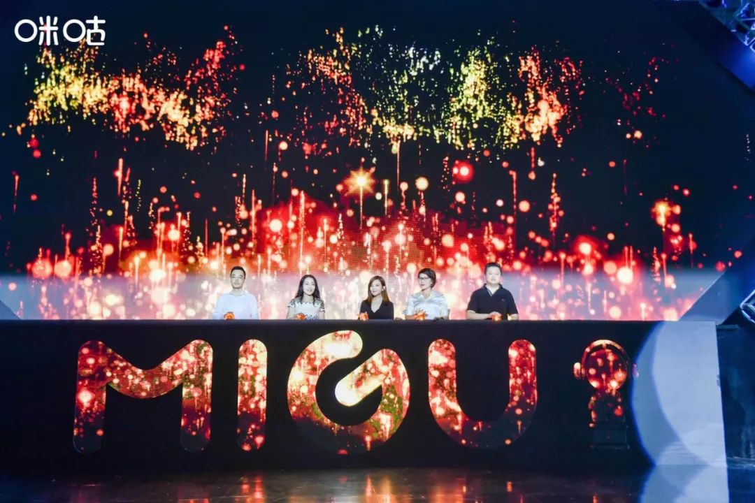 薛之谦受邀参加国际音乐盛典，展现华语音乐的魅力_薛之谦参加的音乐盛典_音乐节薛之谦唱几首歌