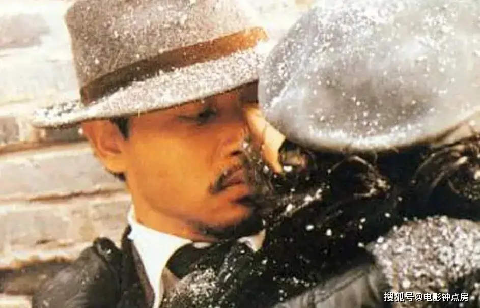 张国荣传奇故事_张国荣传奇人物_张国荣：华语乐坛的传奇巨星