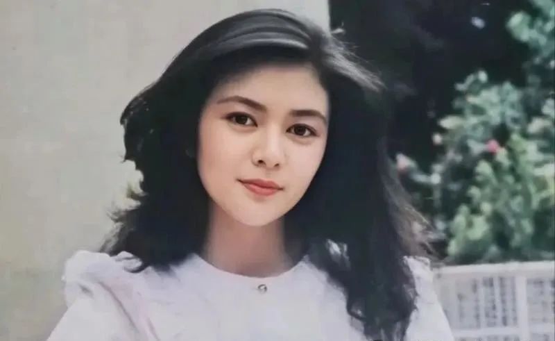 关之琳最经典电影_关之琳的影视作品中的经典表演_影视关之琳表演经典作品中文版