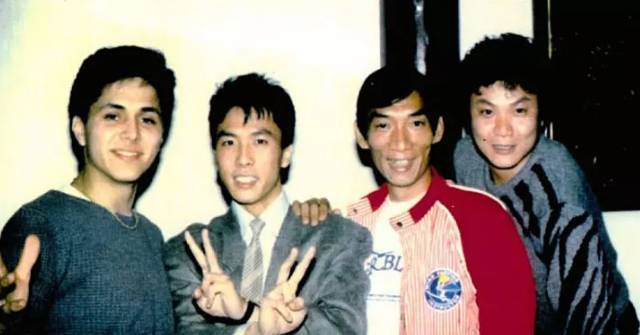 李连杰吴京对打视频_李连杰与吴京合作电影_吴京与李连杰的武打对决