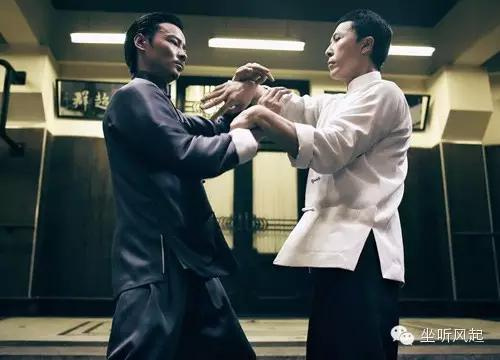 吴京与李连杰的武打对决_李连杰与吴京切磋武功的视频_李连杰vs吴京
