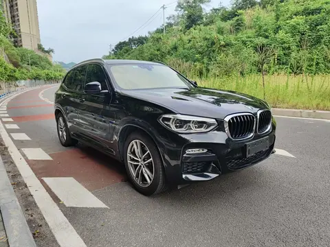 宝马汽车的定价策略_宝马汽车产品市场竞争分析_宝马的安全优势如何影响购车决策？