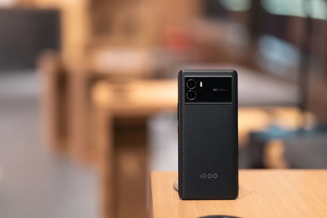 iqoo5电池续航_iqoo电池续航测试_评测iQOO的电池续航与充电速度