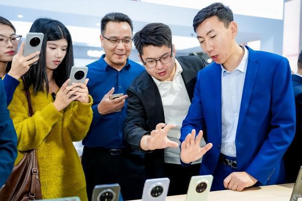 鸿蒙自优化_鸿蒙AI如何优化让手机更智能？_鸿蒙优化app