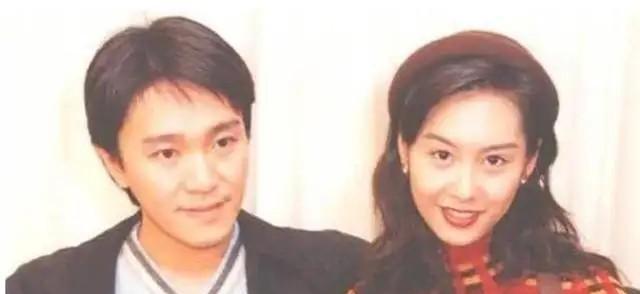 周星驰的电影中反映的爱情观_周星驰讲爱情的电影_周星驰谈爱情观