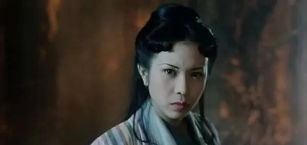 周星驰谈爱情观_周星驰的电影中反映的爱情观_周星驰讲爱情的电影