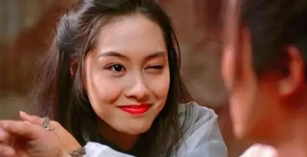 周星驰的电影中反映的爱情观_周星驰讲爱情的电影_周星驰谈爱情观