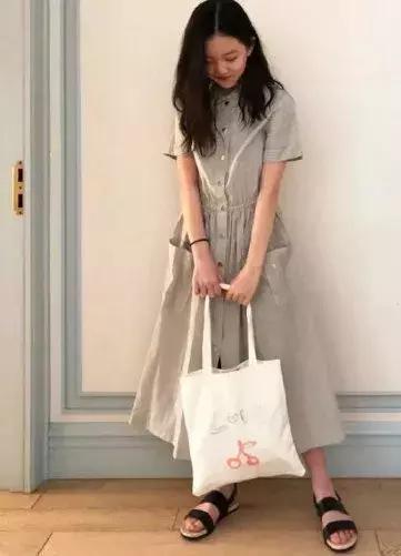 王菲在时尚活动中拍摄杂志封面,造型引人瞩目_王菲杂志封面_王菲杂志