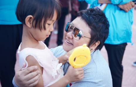 薛之谦做慈善_薛之谦参与慈善活动,积极传递正能量_薛之谦公益节目