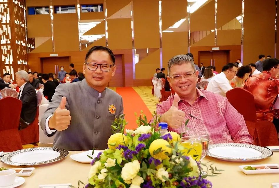 薛之谦公益节目_薛之谦的公益活动_薛之谦参与慈善活动,积极传递正能量