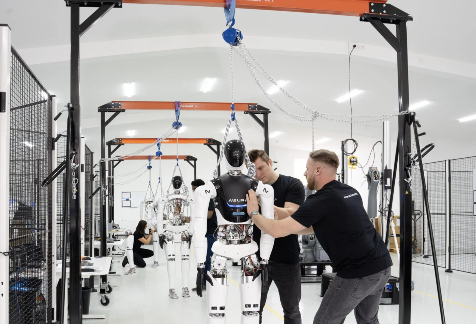 CES 2025:英伟达的机器人军团,近半来自中国